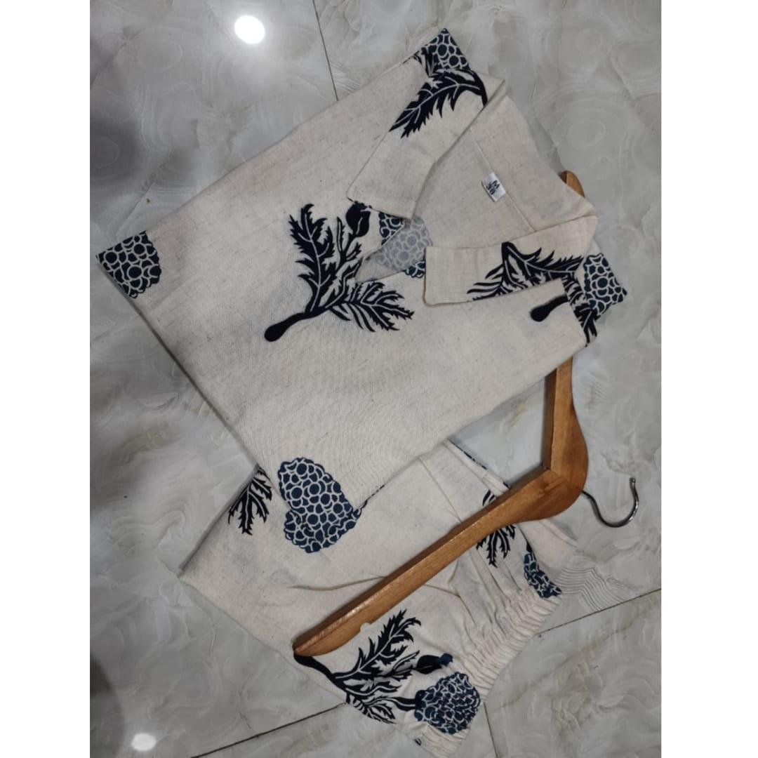 Classy Cotton Flex Off-White Printed Kurta with Divider Palazzo Set - Image 5